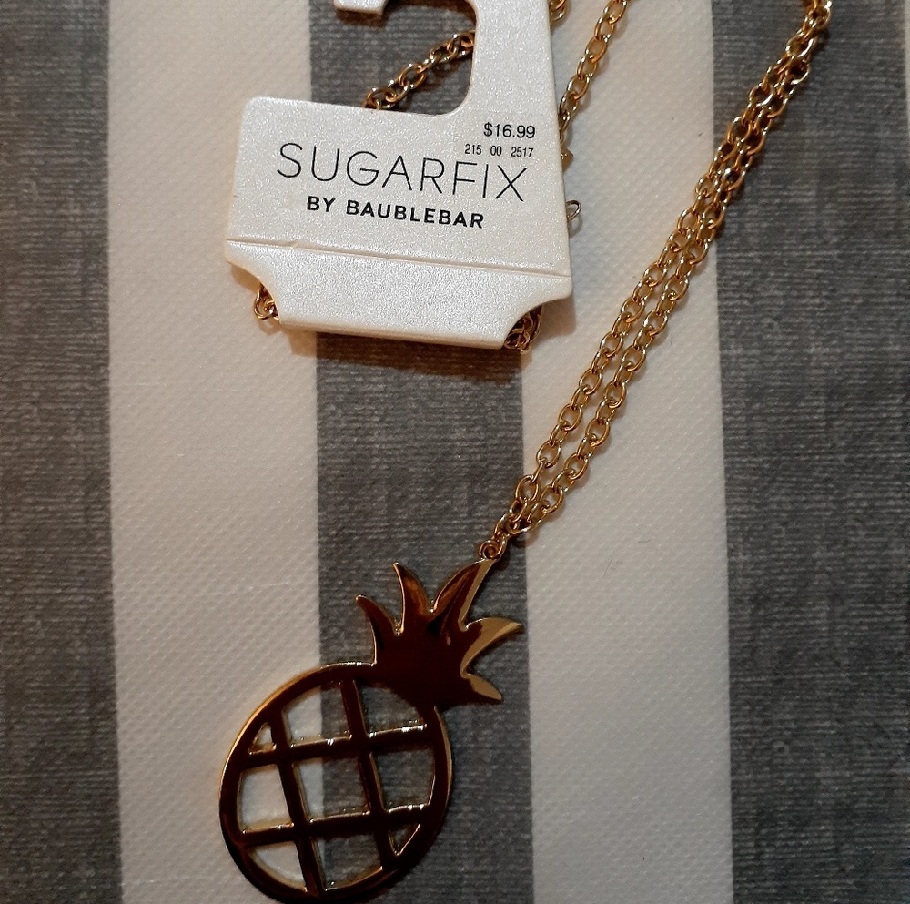 Pineapple necklace